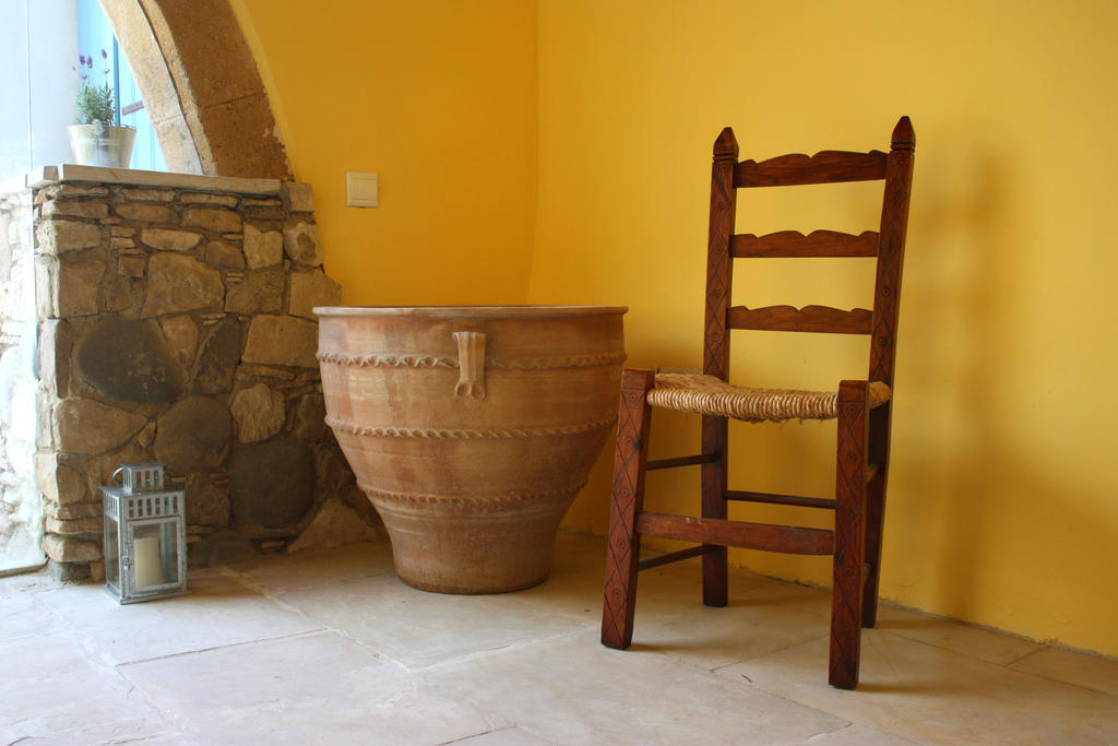 לינה וארוחת בוקר Pera Orinis Aperanti Agrotourism מראה חיצוני תמונה